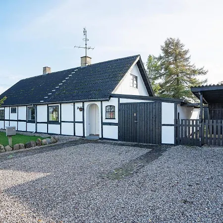 Holiday home Holiday Home Sakskobing *