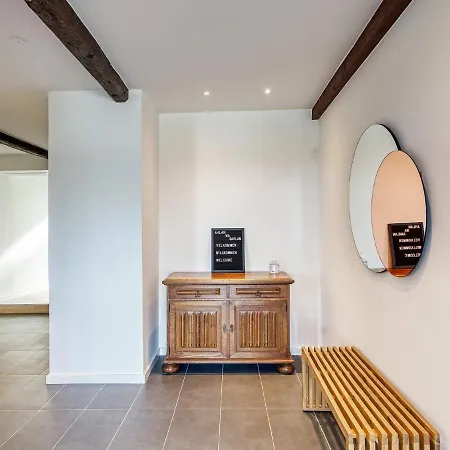 Vakantiehuis Cozy Vacation With Hot Tub