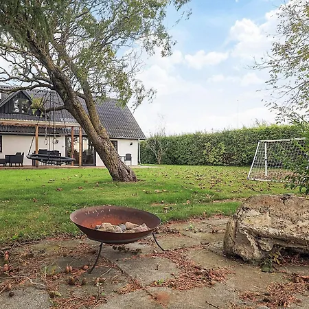 Cozy Vacation Near Sakskobing