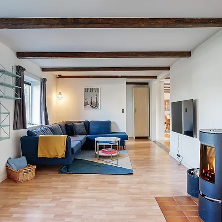 Cozy Vacation Near Feriehus