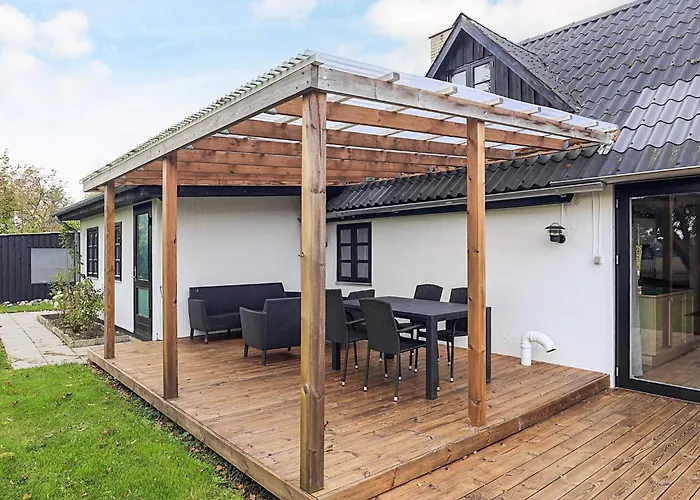 度假居 Cozy Vacation Near *